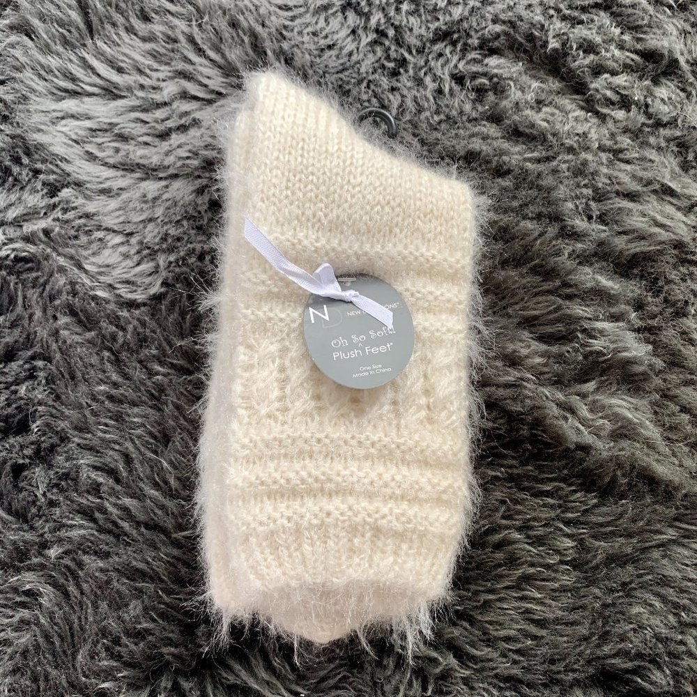(2/$6) New Directions Knit Socks